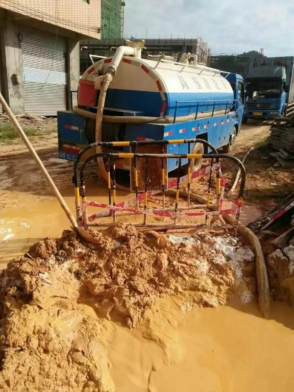 月湖工地淤泥清淤