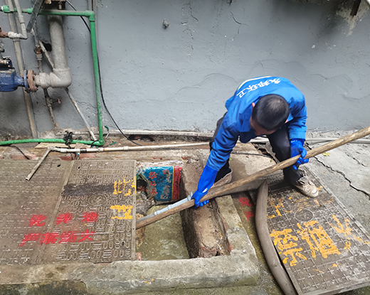 月湖清掏化粪池